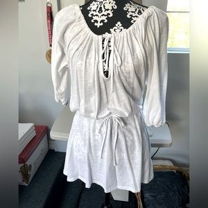 Swim cover up. White. Size S